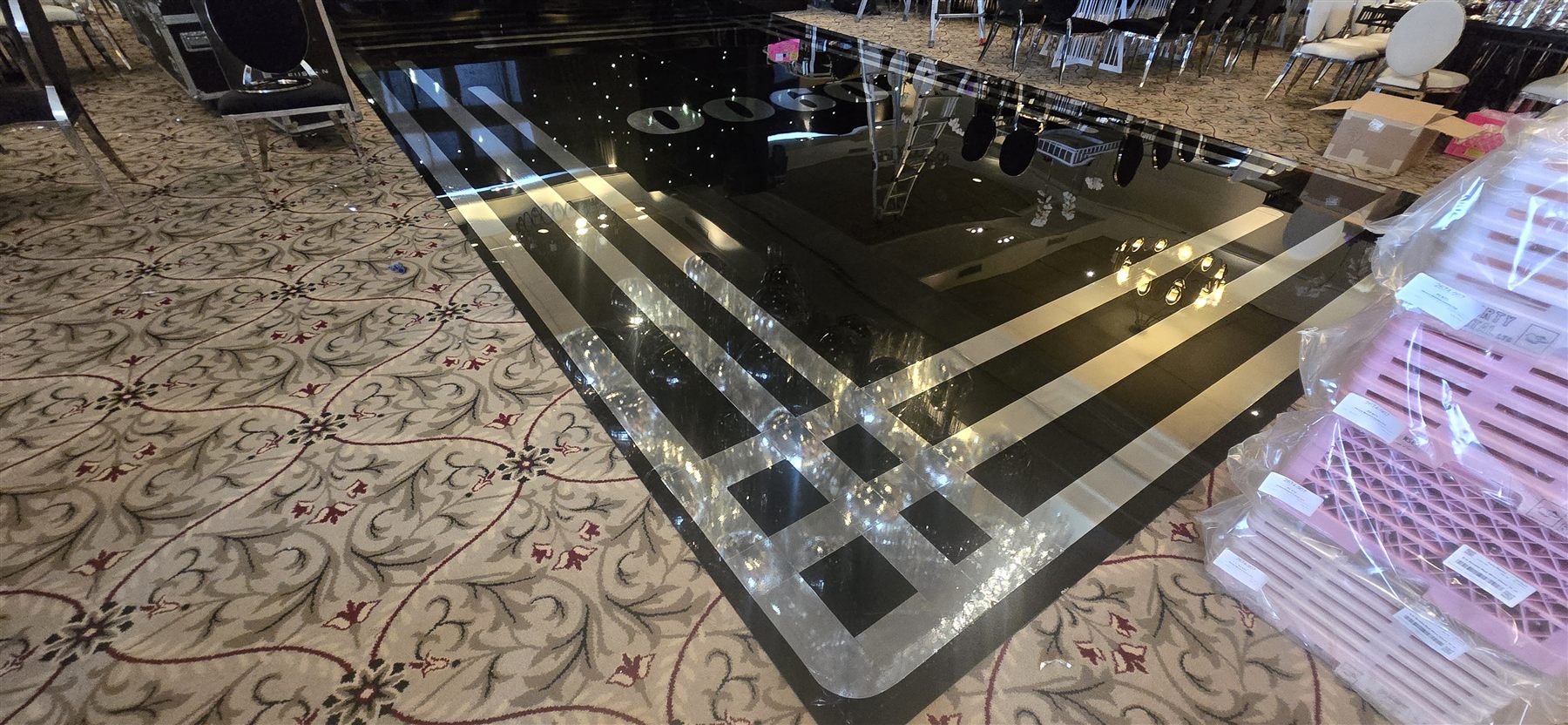 Custom-printed striped dance floor by Adicora, detail